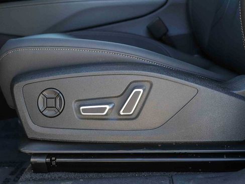 New 2026 Audi Q3 quattro 2.0T image 26