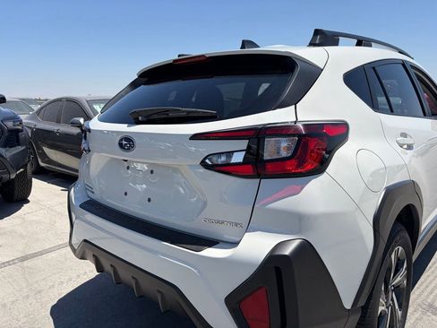 Used 2024 Subaru Crosstrek 2.0i Premium w/ Crosstrek Mirror Package AWD/4WD image 4