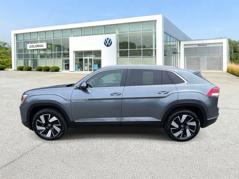 Certified 2025 Volkswagen Atlas Cross Sport SEL AWD/4WD image 2