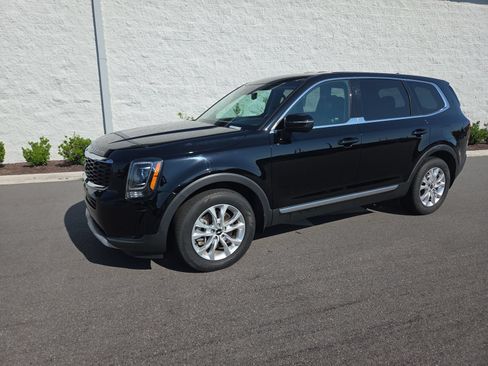 Certified 2022 Kia Telluride LX FWD image 1