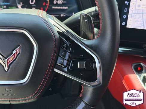 Used 2025 Chevrolet Corvette Z06 RWD image 14