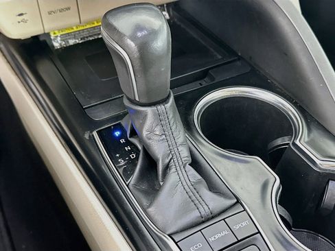 Used 2019 Toyota Camry XLE w/ Driver Assist Package FWD image 25