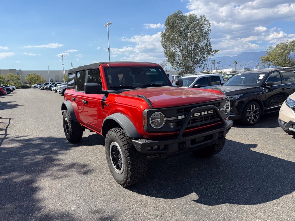 Used 2022 Ford Bronco 4-Door w/ Sasquatch Package AWD/4WD image 2
