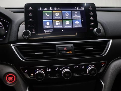 Used 2018 Honda Accord EX image 22