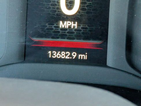 Used 2024 RAM 2500 Big Horn w/ Bed Utility Group image 24