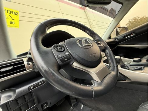 Used 2015 Lexus IS 250 image 19