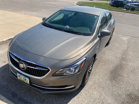 Used 2017 Buick LaCrosse Preferred FWD image 2