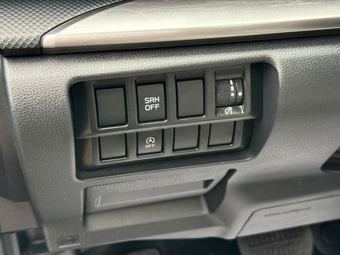 Used 2022 Subaru Forester Premium AWD/4WD image 33