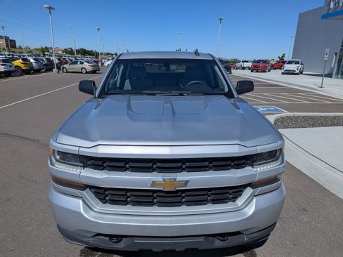 Used 2018 Chevrolet Silverado 1500 Custom w/ Custom Value Package AWD/4WD image 6
