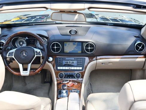 Used 2013 Mercedes-Benz SL 550 image 34