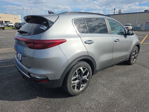Used 2022 Kia Sportage EX image 3