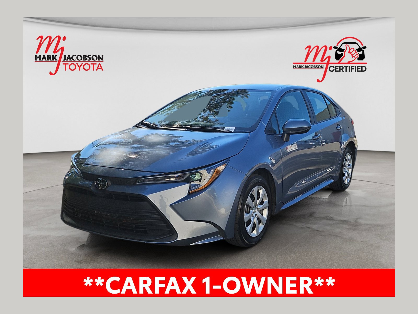 Used 2025 Toyota Corolla LE FWD image 1