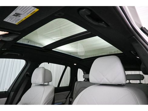 Used 2023 BMW X5 xDrive45e w/ Executive Package AWD/4WD image 13