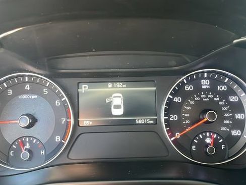 Used 2024 Kia Forte LXS FWD image 6