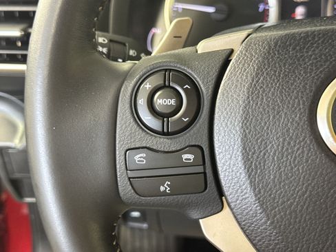 Used 2015 Lexus IS 250 RWD image 23