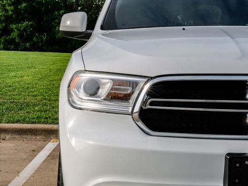 Used 2018 Dodge Durango SXT w/ 3rd Row Seating Group RWD image 52