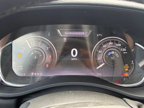 New 2026 RAM 2500 Laramie AWD/4WD image 19