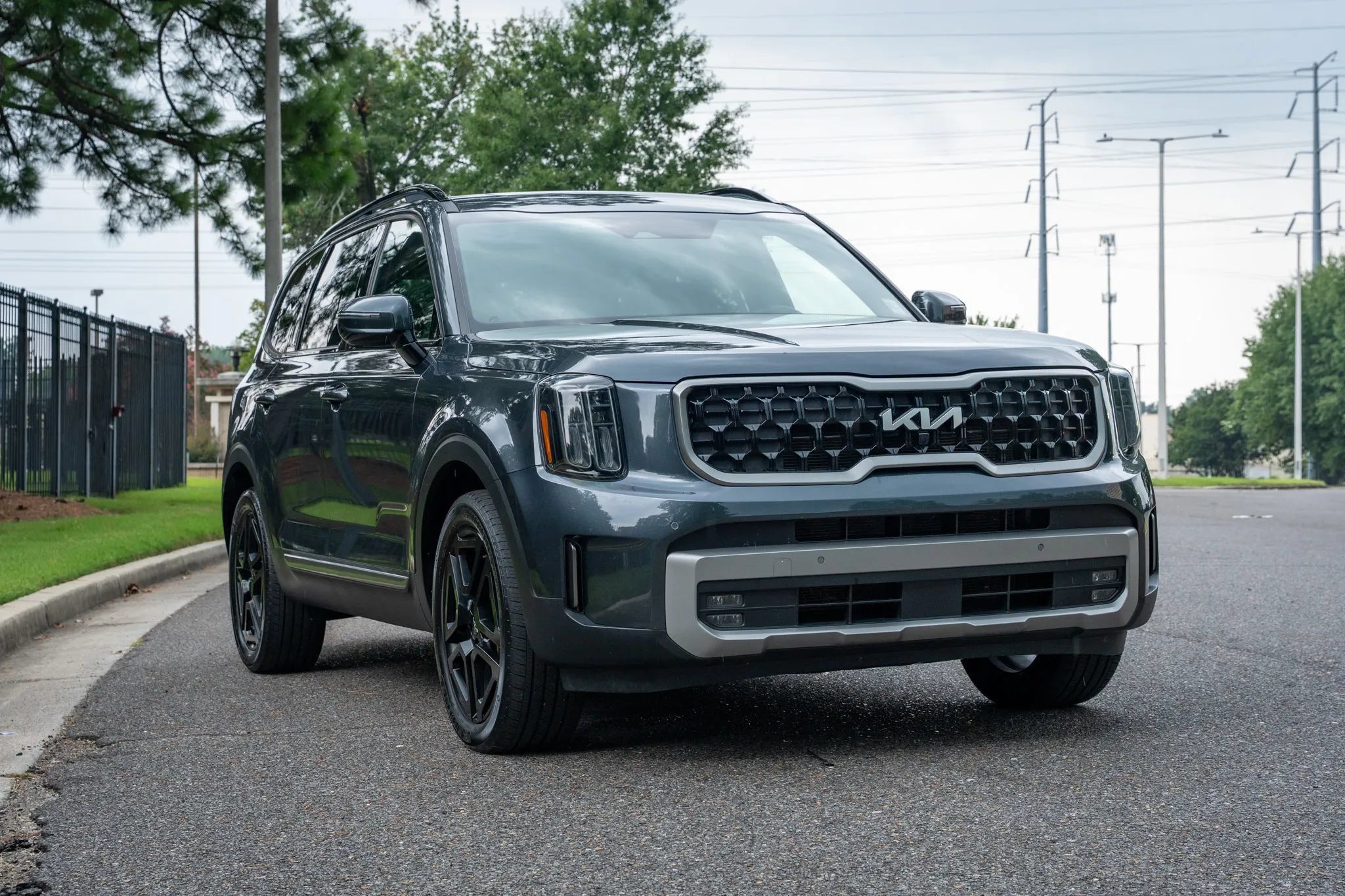 Used 2023 Kia Telluride SX X-Line AWD/4WD image 3