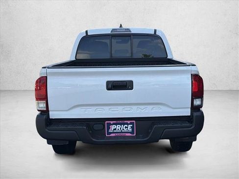 Used 2020 Toyota Tacoma SR w/ SR Convenience Package RWD image 4