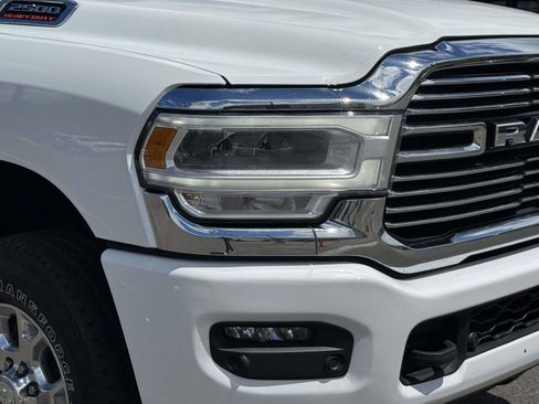 Used 2024 RAM 2500 Laramie AWD/4WD image 7