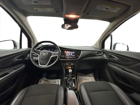 Used 2022 Buick Encore Preferred w/ Safety Package image 17