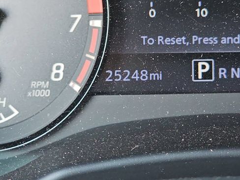 Used 2025 Nissan Frontier PRO-4X w/ Pro Premium Package AWD/4WD image 16