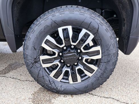 New 2026 GMC Sierra 3500 Denali Ultimate image 38