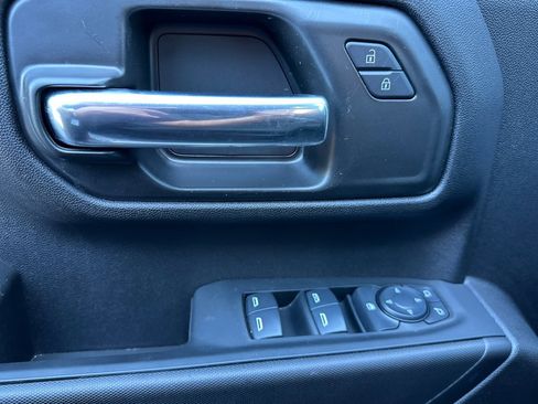 Used 2024 GMC Sierra 2500 Pro image 10