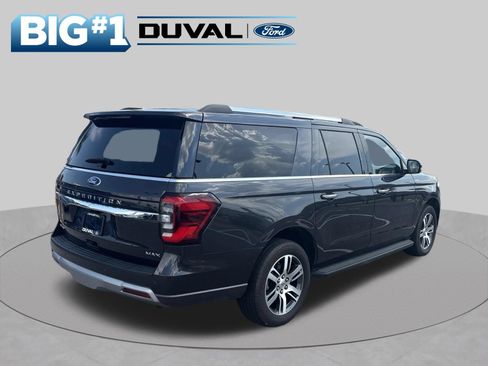 Used 2024 Ford Expedition Max Limited RWD image 2