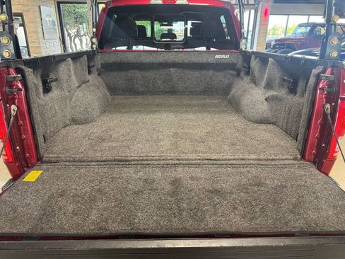Used 2015 Ford F150 Lariat w/ Trailer Tow Package RWD image 17