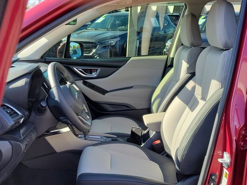 Used 2024 Subaru Forester Premium image 23