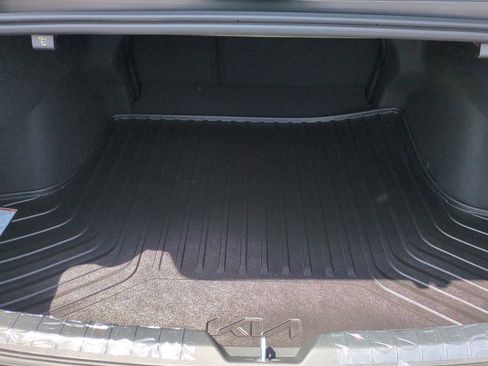 New 2025 Kia K5 LXS image 21