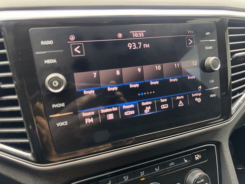 Used 2023 Volkswagen Atlas Cross Sport SE w/ Black Wheel Package image 63