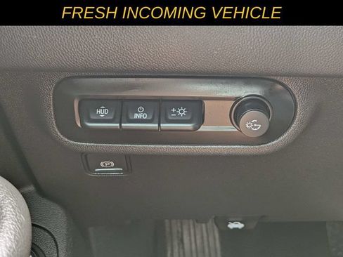 Used 2023 GMC Terrain Denali w/ Denali Premium Package AWD/4WD image 21