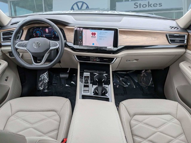 New 2026 Volkswagen Atlas SE FWD image 16
