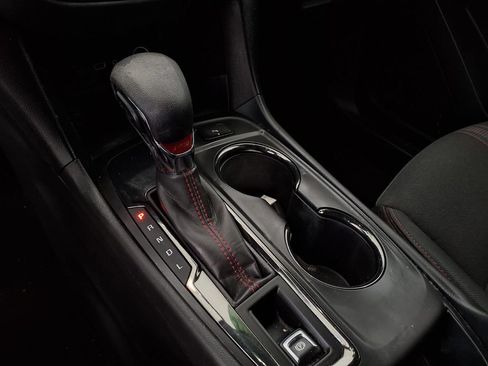 Used 2022 Chevrolet Equinox RS FWD image 7