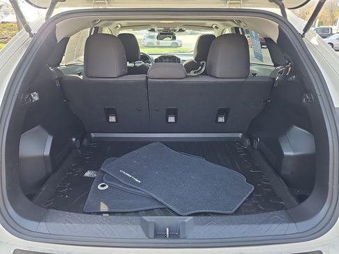 Certified 2025 Subaru Crosstrek 2.0i Premium image 31
