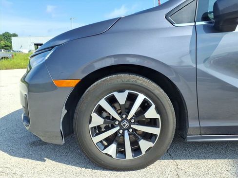 Used 2025 Honda Odyssey EX-L image 5