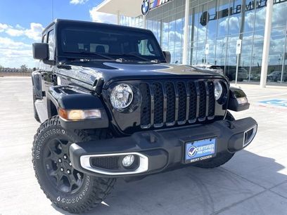 Used 2023 Jeep Gladiator Sport