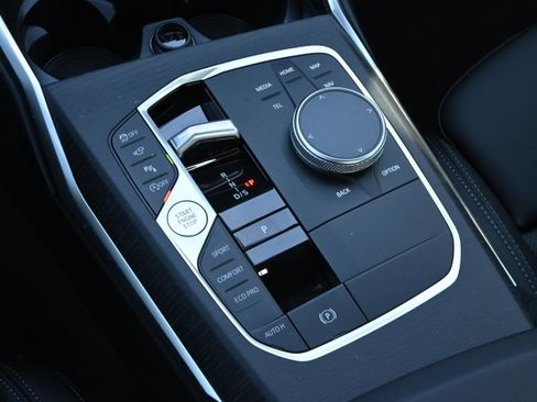 New 2026 BMW 330i Sedan w/ Convenience Package image 24