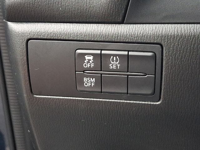 Used 2016 MAZDA MAZDA3 i Grand Touring FWD image 9