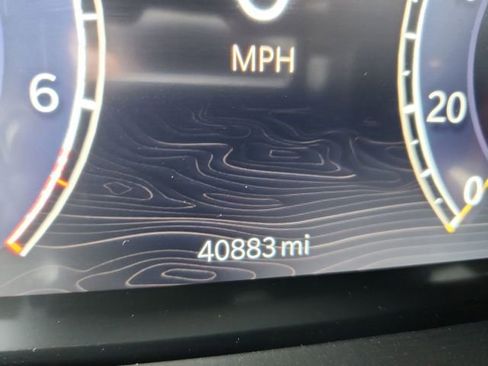 Used 2024 Jeep Grand Cherokee L Limited w/ Trailer Tow Package image 12