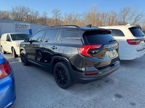 Used 2020 GMC Terrain SLT w/ Elevation Edition image 2