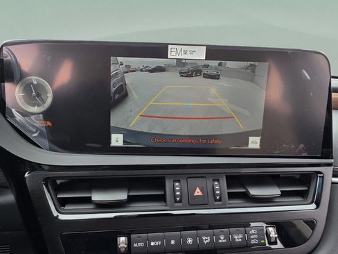 New 2025 Lexus ES 350 w/ Premium Package image 18