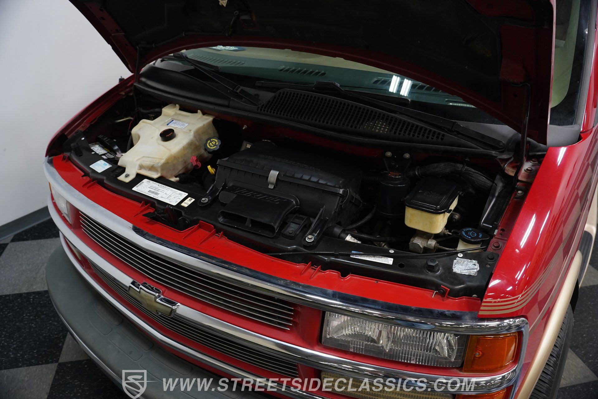 Used 1996 Chevrolet Express 1500 RWD image 31