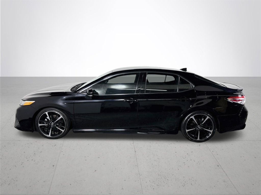 Used 2020 Toyota Camry XSE FWD image 9