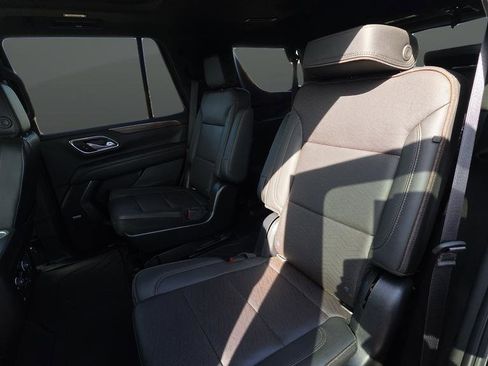 Used 2022 Chevrolet Tahoe High Country AWD/4WD image 21