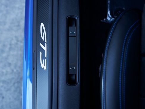 Used 2026 Porsche 911 GT3 w/ Weissach Package image 40