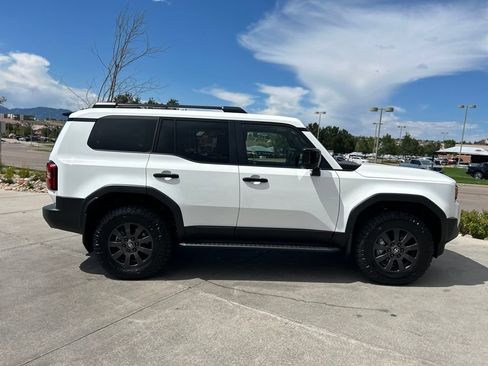 Used 2027 Toyota Land Cruiser AWD/4WD image 8