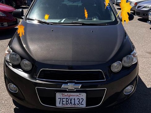 Used 2014 Chevrolet Sonic LT w/ Wheels and Fog Lamp Package FWD image 1